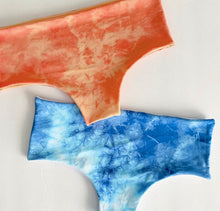 Load image into Gallery viewer, Hipsters Bottoms